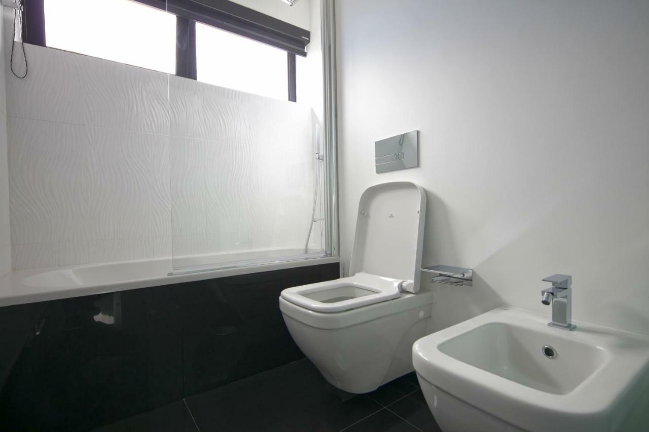 Spacious Luxury Holiday Apartment With A Great View, Funchal, Free Wifi And Parking Exterior photo