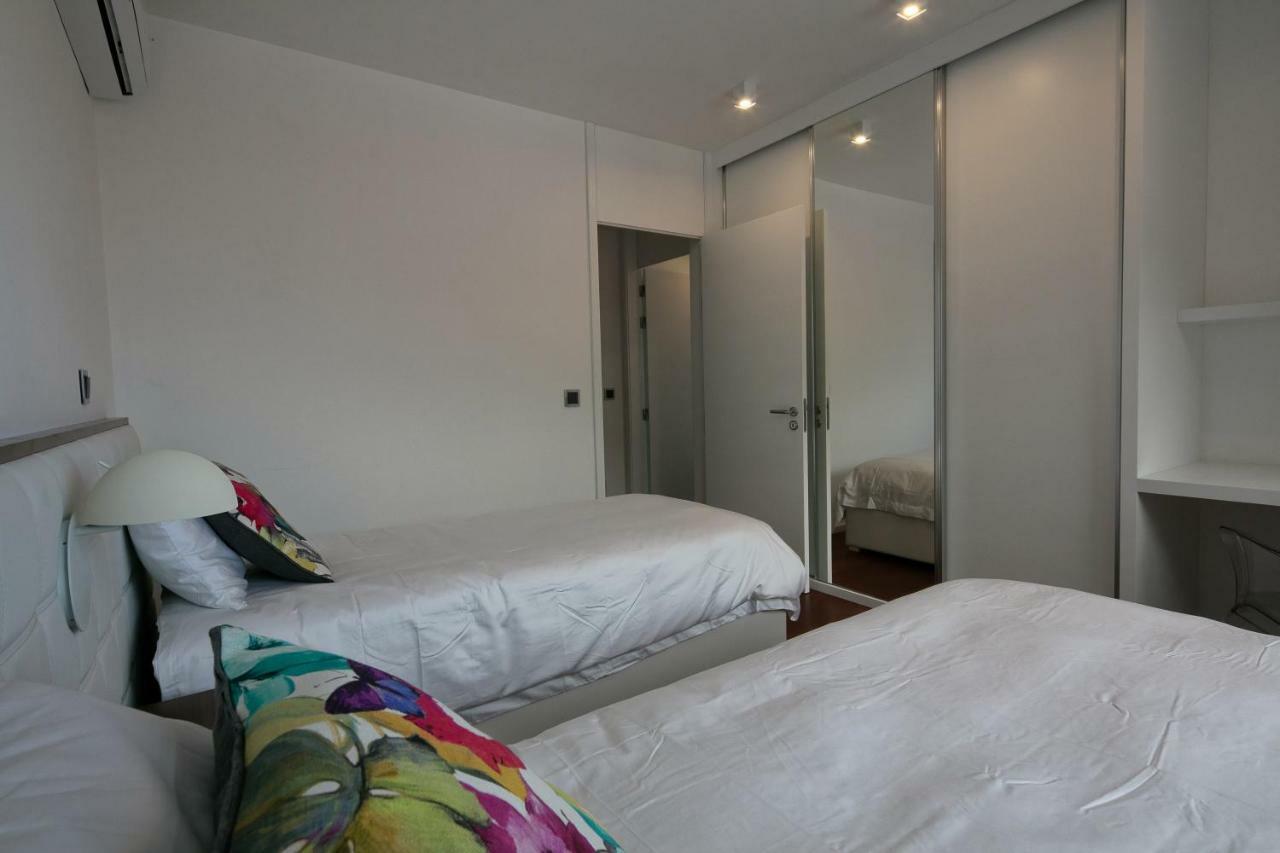 Spacious Luxury Holiday Apartment With A Great View, Funchal, Free Wifi And Parking Exterior photo
